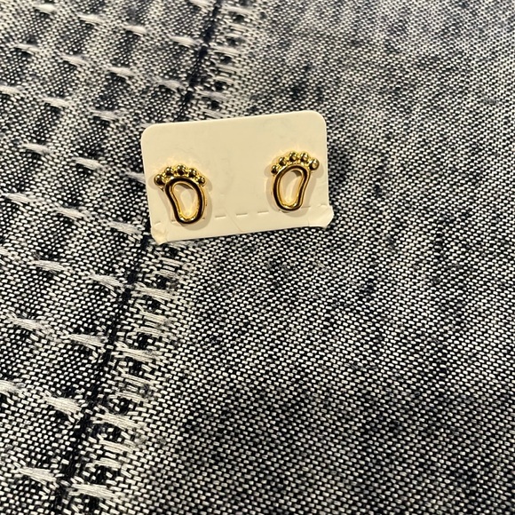 Jewelry - ✨ Gold Stainless Steel Baby Feet Earrings 👣